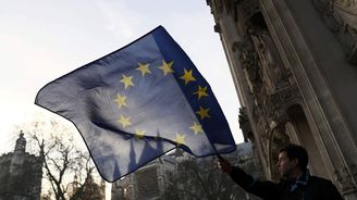 Střední Evropa by mohla být těžce zasažena brexitem, varuje banka