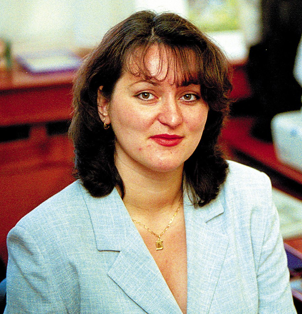 Bývalá sekretářka Miloše Zemana Markéta Jedličková. S touto ženou podvedl Březina svou manželku Báru Nesvatbovou. Jedličková v roce 2002 porodila Březinovu dceru Karolínu.