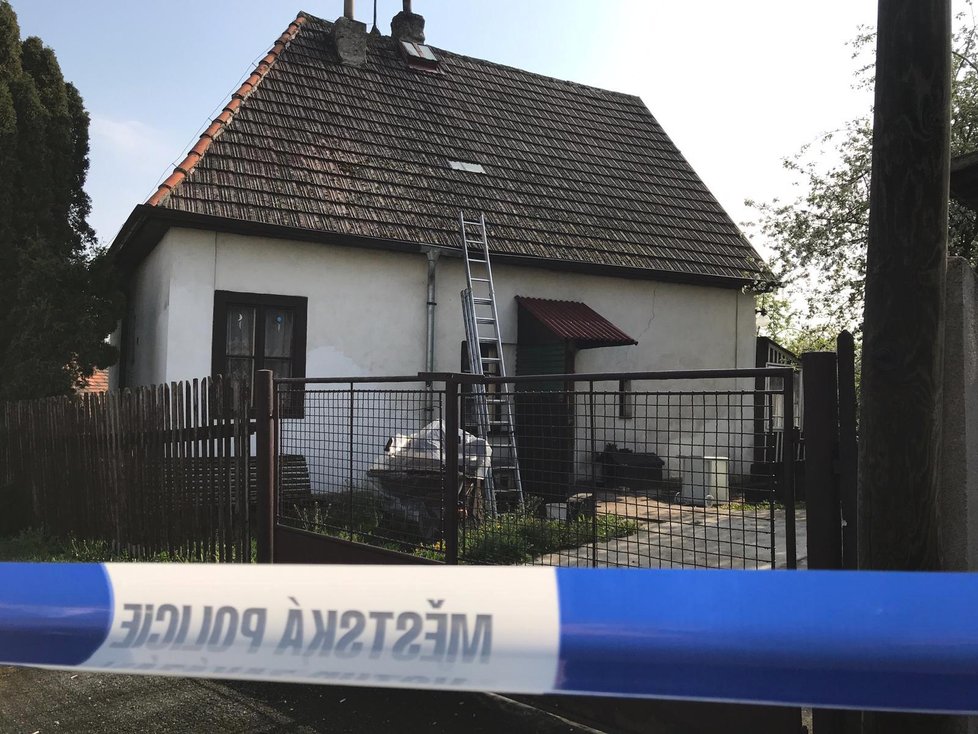 V domě na Příbramsku našli zavražděného muže: Někdo ho ubil k smrti