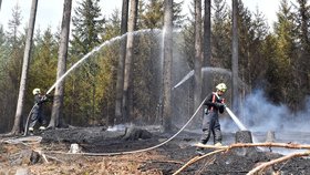 Požár lesa u Březové na Karlovarsku.