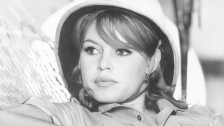Zemřela herečka Brigitte Bardot. Jaký byl život ikony francouzské kinematografie? Zemřela herečka Brigitte Bardot. Jaký byl život ikony francouzské kinematografie?