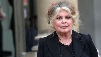 Sexbomba Brigitte Bardot: Vlastního syna nazvala nádorem, sáhla si na život a měla nespočet milenců a milenek