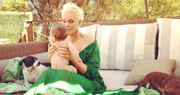 Herečka Brigitte Nielsen (54) porodila dceru! Rozdíl mezi sourozenci je 33 let