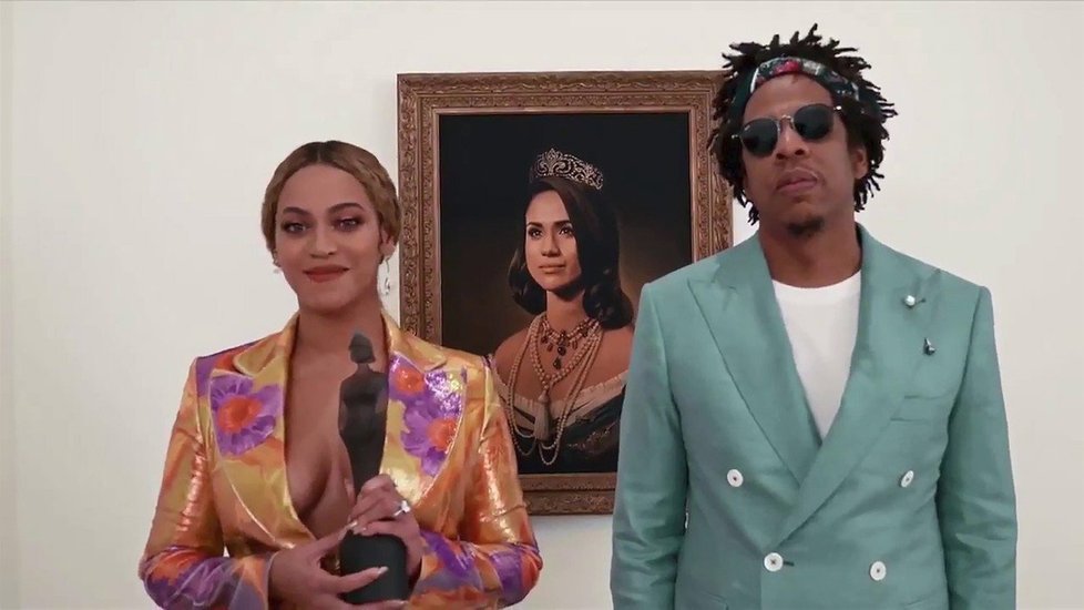 Beyoncé a Jay-Z poděkovali za cenu před podobiznou Meghan Markleové