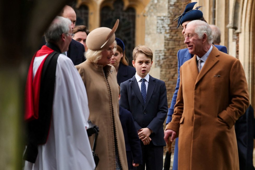Britská královská rodina vyrazila na bohuslužbu v Sandringhamu (25. 12. 2023)