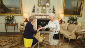 Do čela britské vlády dnes nastoupila Theresa Mayová, která je po Margaret Thatcherové druhou ženou v tomto úřadu v dějinách Británie.