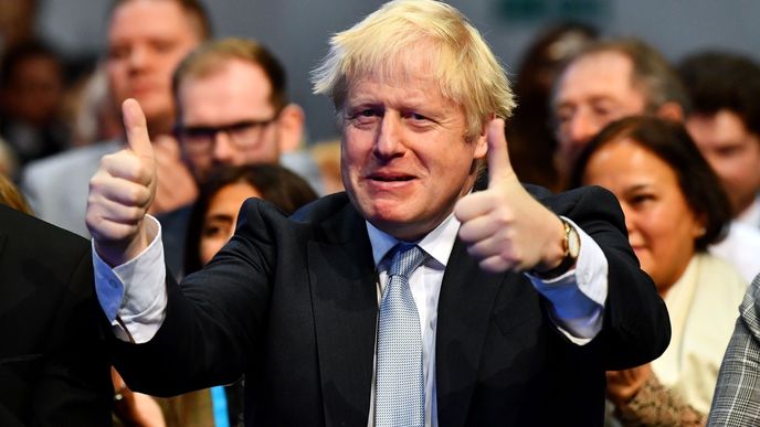 Premiér Boris Johnson na konferenci konzervativců v Manchesteru