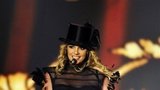 Britney na pódiu: Jejda, vypadla mi 'číča'!