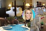 Akce Kulový blesk podle Britney Spears: Vyšoupla z hotelu Eltona Johna!