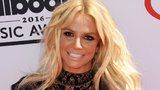 Britney Spearsová se nechala zavřít do blázince! Fanouškům to vysvětlila po svém