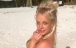 Britney Spears se po rozvodu poprvé zase svlékla. Kdopak ji to fotil? Britney Spears se po rozvodu poprvé zase svlékla. Kdopak ji to fotil?