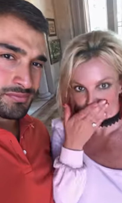 Britney Spears se zasnoubila