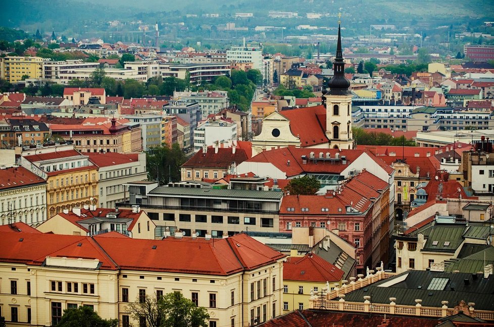 Se smogem se potýká i Brno, vyměnit by kraj měl do konce r. 2017 alespoň 900 kotlů.