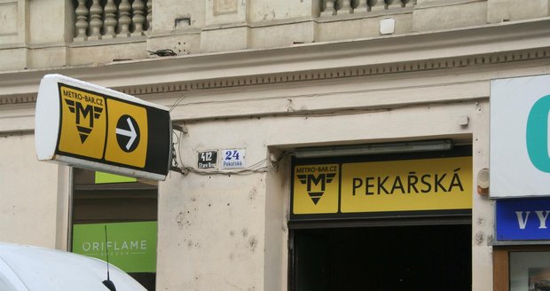 V Brně se v lednu 2015 objevila první stanice metra. Stal se jí interiér baru v Pekařské ulici.