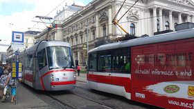 Kuriózní případ řešili brněnští strážníci. Chlapec ujel matce jinou tramvají, pátrání skončilo úspěšně.