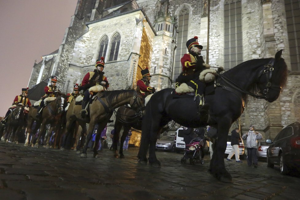 Triumfální pochod Napoleona centrem vánočního Brna.