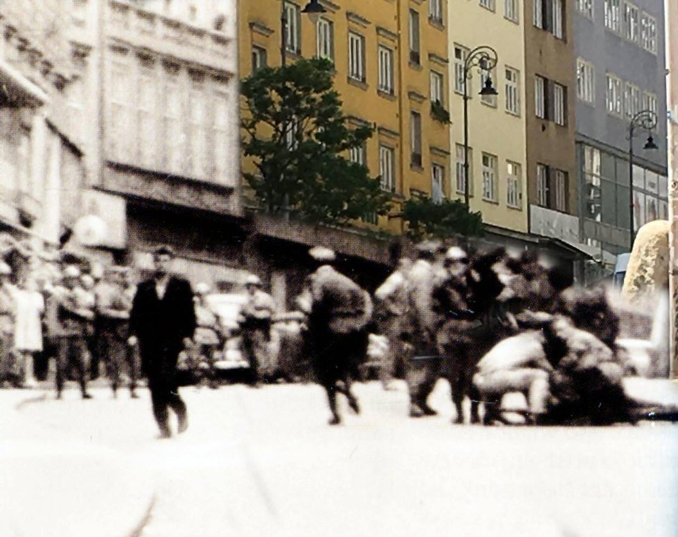Koláže snímků z Brna z let 1968 a 1969.