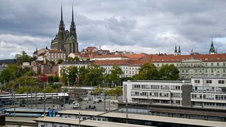 V Brně se loni prodalo nejméně nových bytů za deset let. Kupci se ale začínají vracet