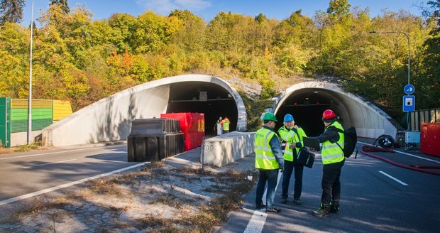 Zahájení rekonstrukce Pisáreckého tunelu, která si vyžádá jeho plánované uzavření na pět týdnů, 12. října 2026, Brno.