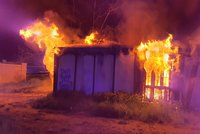 8 mrtvých při požáru v Brně: Policie pátrá po totožnosti obětí