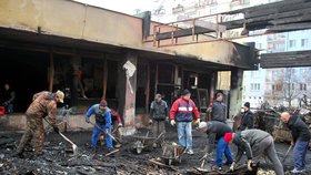 Tak tohle už se jen tak nevidí! Štamgasti a kamarádi pomáhají vzkřísit vyhořelou restauraci Havana v Brně-Líšni.