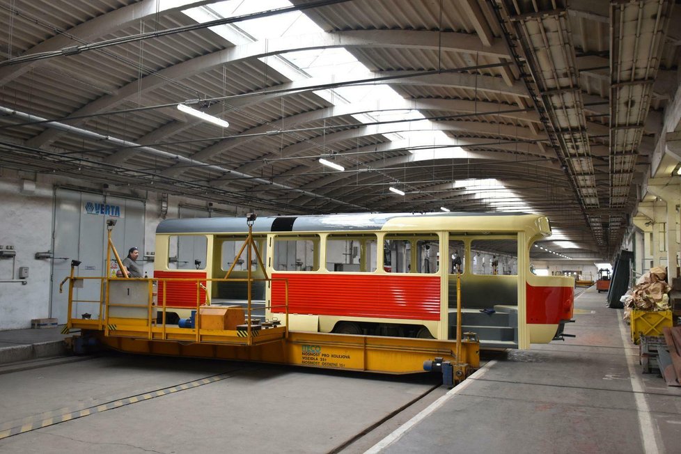 Renovace tramvaje Tatra K2 probíhala v Brně