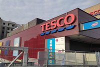 Konec oblíbeného obchodního řetězce v Česku? Tesco zvažuje definitivní odchod