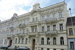 Podle žalobkyně šlo o neoprávněné nakládání s nebytovými prostory na adrese Hlinky 46a v Brně. Jde o honosnou prvorepublikovou vilu, kde je mateřská škola.