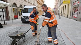 Rekonstrukce ulic Solniční, Opletalova a části České v Brně po dvou letech skončila. 