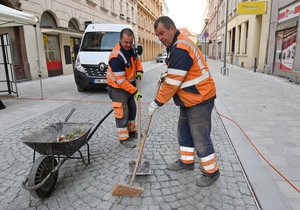 Rekonstrukce ulic Solniční, Opletalova a části České v Brně po dvou letech skončila. 