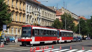 Konec jedné éry! Z Brna definitivně zmizely unikátní tramvaje T3RF, poslední nechali sešrotovat Konec jedné éry! Z Brna definitivně zmizely unikátní tramvaje T3RF, poslední nechali sešrotovat