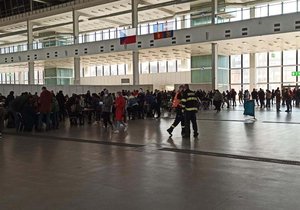 Pomoc uprchlíci najdou na výstavišti v Bně. Jeho kapacita je ale nyní plná.