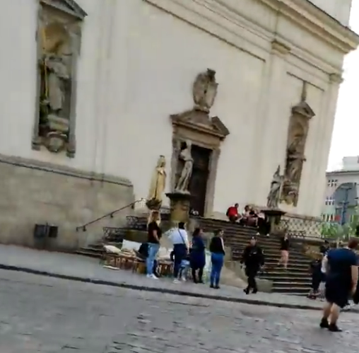 Bitka na Dominikánsém náměstí v Brně, kde se střetli v pondělí Romové a Ukrajinci.