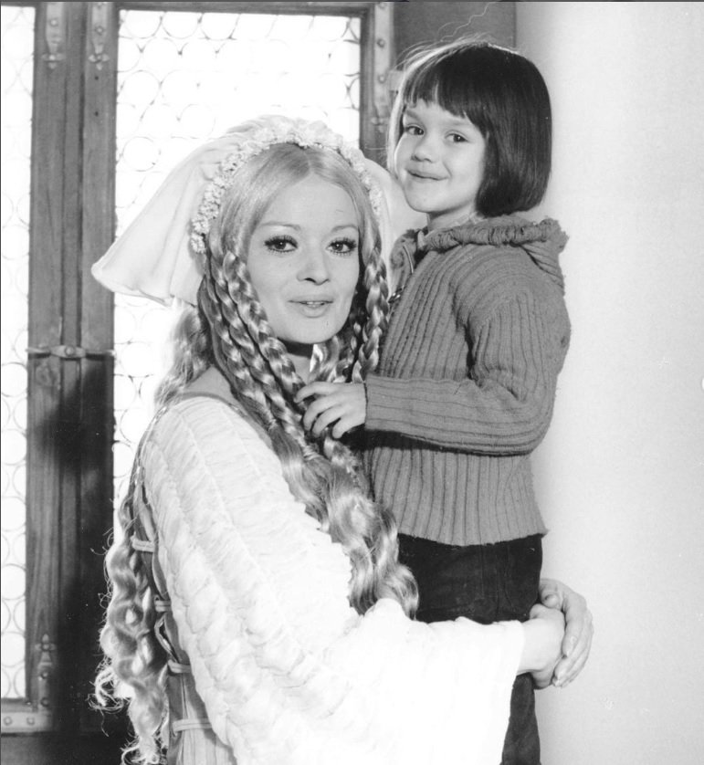 Tereza Brodská s maminkou na natáčení