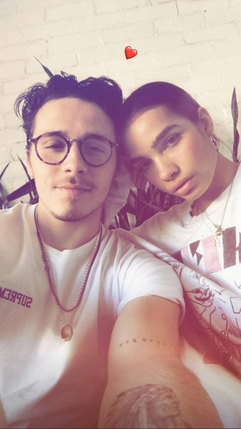 Brooklyn Beckham a Hana Crossová vypadají jako pěkný pár.