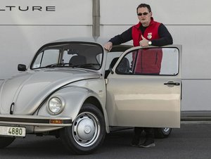 Nedostatek Martina Vaculíka: Nikdy nejel Volkswagenem Brouk. Až teď to napravil.
