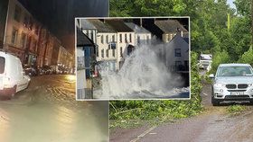 V Británii a Irsku udeřila bouře Ellen, (20.08.2020).