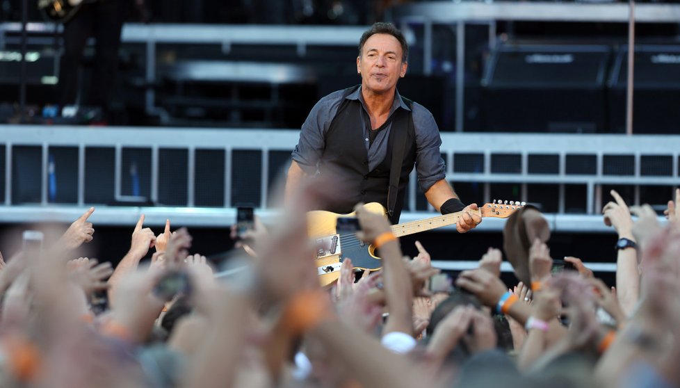 Bruce Springsteen koncertoval v Praze na stadionu v Edenu