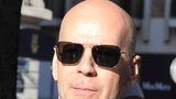 Bruce Willis se zaprodal Rusům a visí v Moskvě!