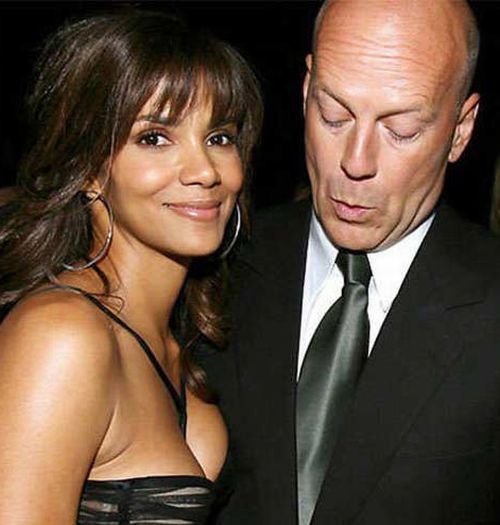 Bruce Willis s Halle Berry.