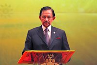 U bohatého sultána zavedli právo šaría. Homosexuály budou v Bruneji kamenovat