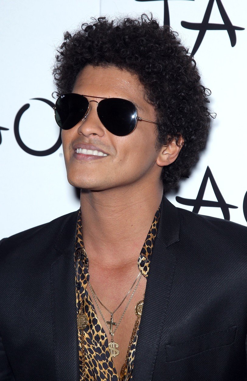 Peter Gene Hernandez alias Bruno Mars