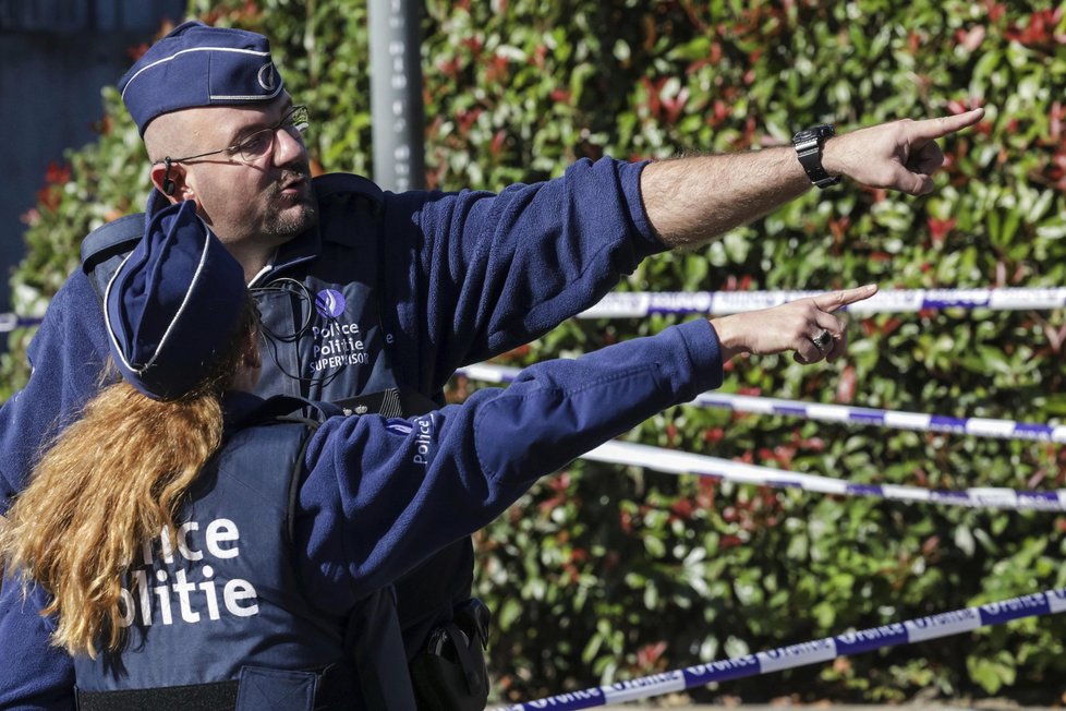 V Bruselu byli pobodáni dva policisté, úřady mluví o terorismu.