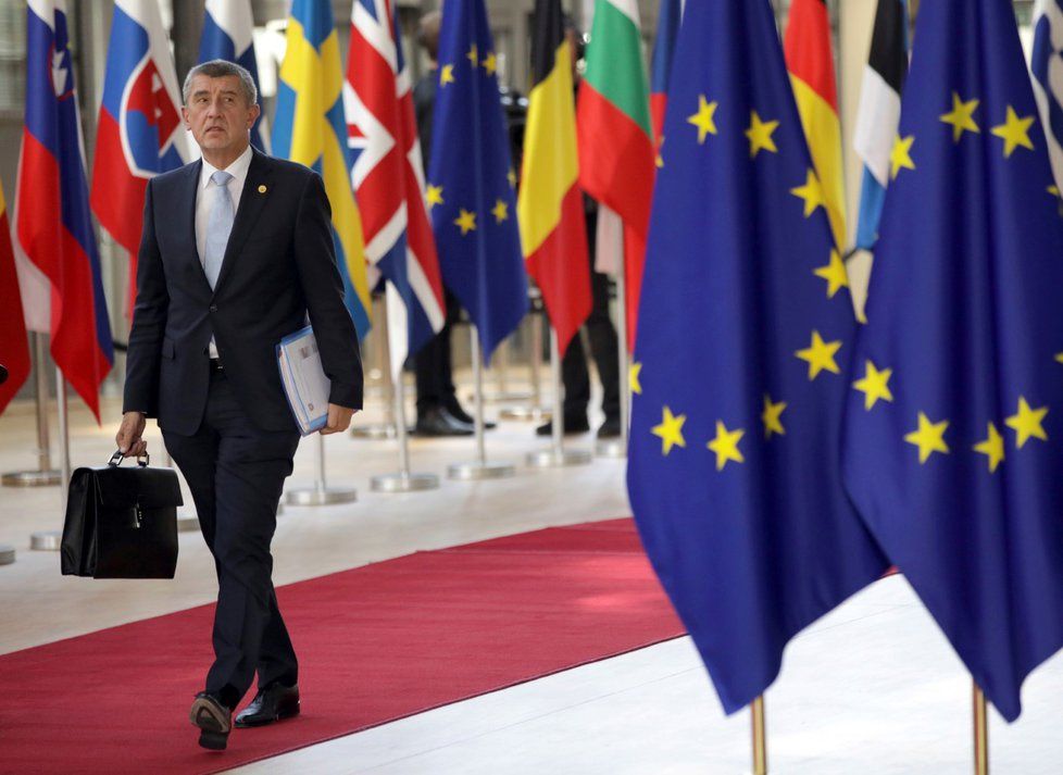 Premiér Andrej Babiš (ANO) na summitu EU v Bruselu (28. 6. 2018).