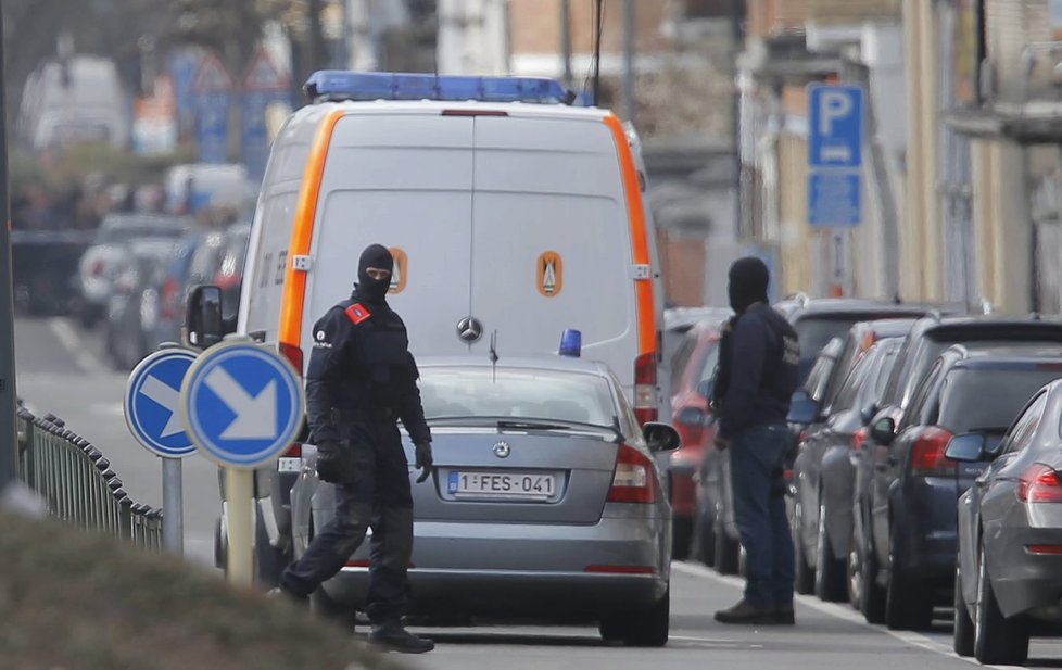 Další policejní razie poblíž Bruselu