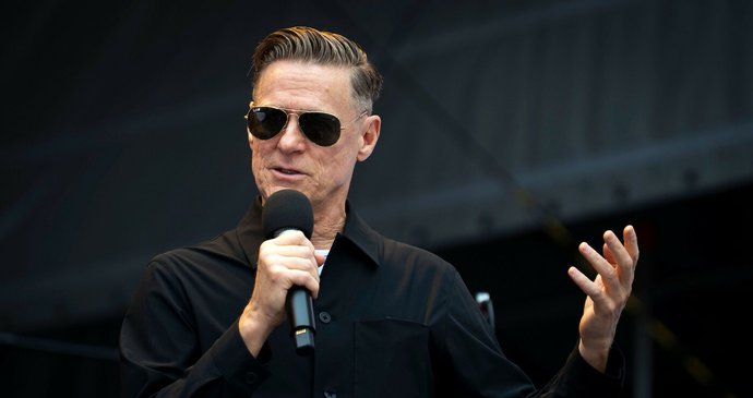 Bryan Adams
