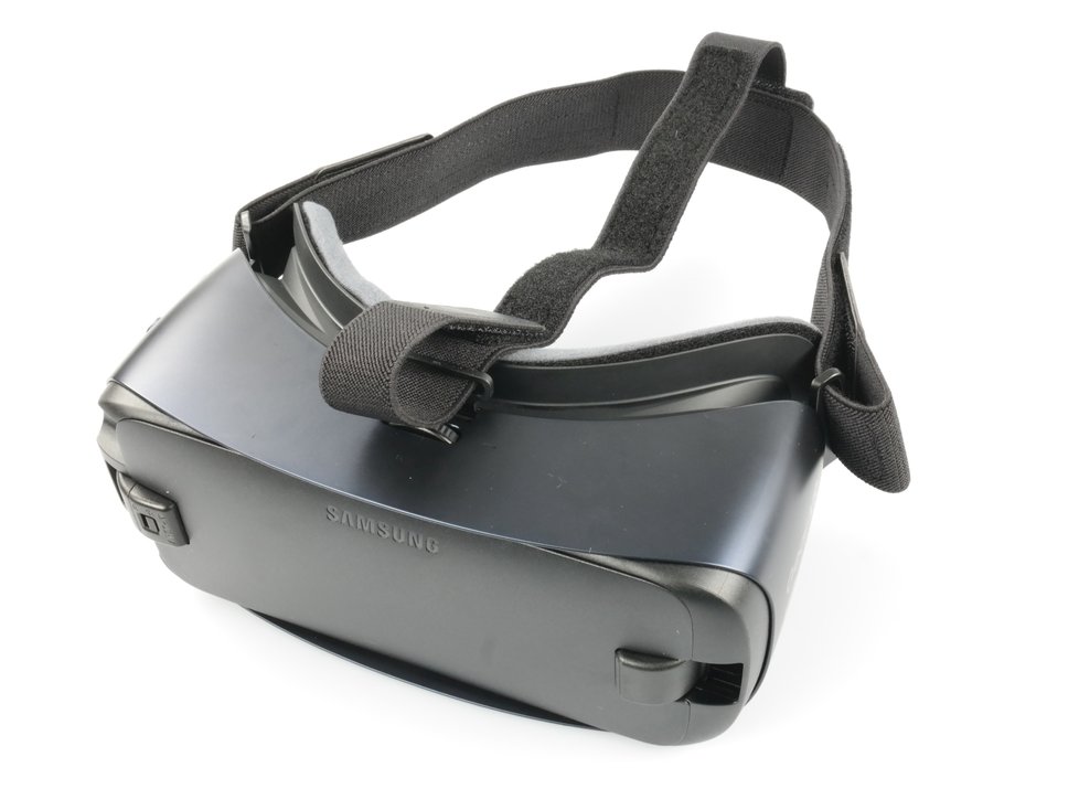 Brýle Samsung Gear VR určené pro spuštění obsahu ve virtuální realitě