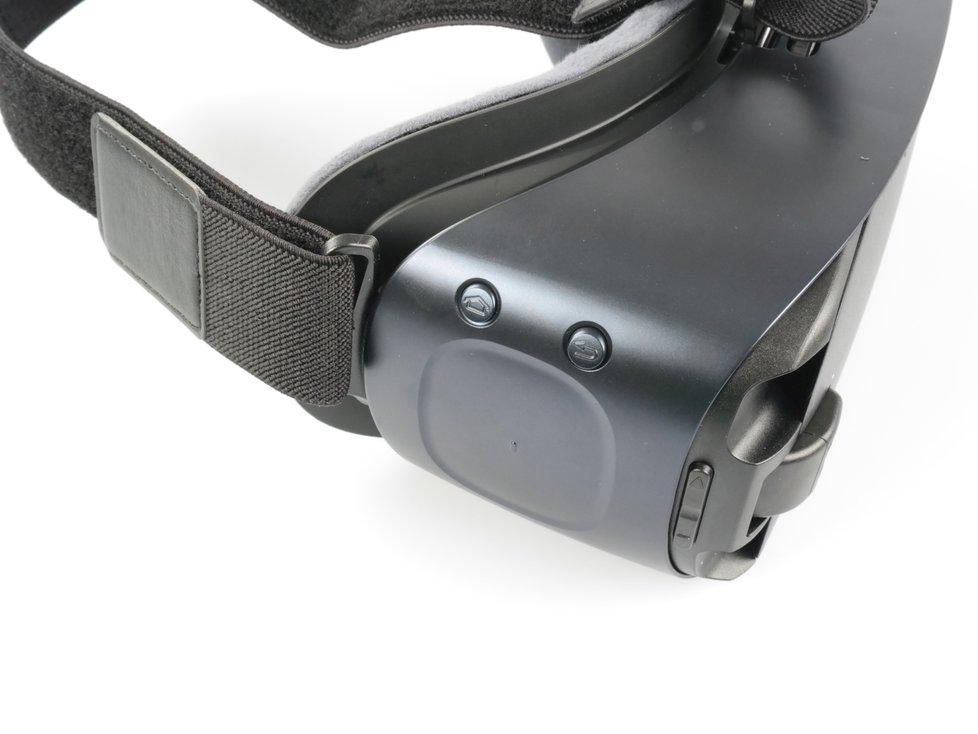 Brýle Samsung Gear VR určené pro spuštění obsahu ve virtuální realitě