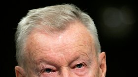 Zbigniew Brzezinski - bezpečnostní poradce amerického prezidenta Jamese Cartera zemřel. Bylo mu 89 let. Jeho manželkou byla neteř prezidenta Edvarda Beneše.
