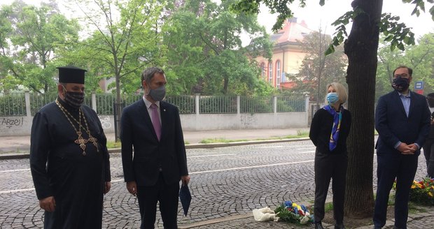 Piety se zúčastnil primátor Zdeněk Hřib spolu s duchovním správcem modlitebny v Profesorském domě Pavlem Tselychem.